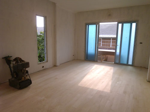 บริการติดตั้งพื้นไม้ปาร์เก้ ขัด ทายูรีเทน