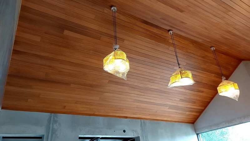 ผลงานติดตั้งฝ้าไม้จริง