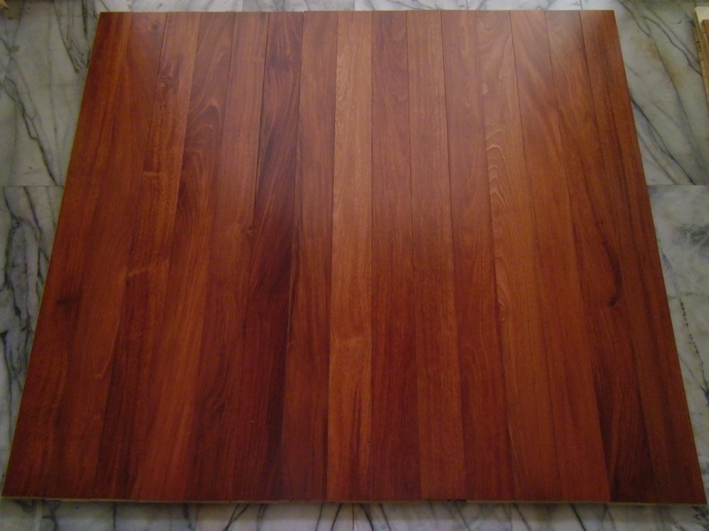 พื้นไม้แดงเอ็นจิเนียร์