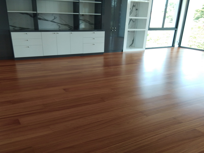 ไม้มะค่าเอ็นจิเนียร์