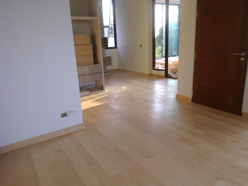 ไม้เมเปิ้ลทำสีสำเร็จ